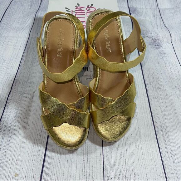 Olivia Miller Trinity Scalloped Espadrille Wedges Sandals - Picture 3 of 7